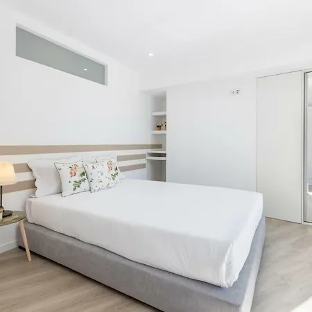 Quinta Fonte Cova - Minho's Guest בית הארחה בראגה