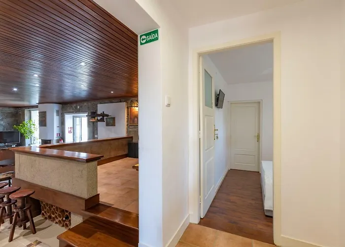 Quinta Fonte Cova - Minho's Guest Гостевой дом Брага